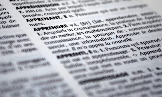 CNRTL ou Centre National de Ressources Textuelles et Lexicales